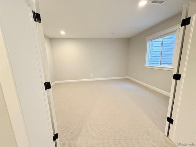 6023 Chester Way, Denver, CO 80238 - unfurnished room with carpet, baseboards, and recessed lighting