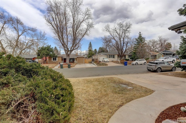 view of yard with a residential view