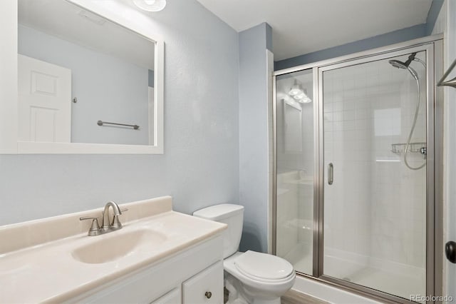 4947 S Espana Way, Centennial, CO 80015 - full bath featuring a shower stall and vanity