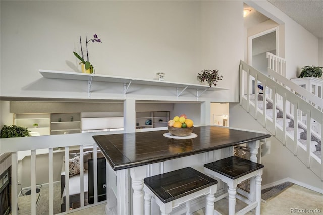 kitchen featuring baseboards