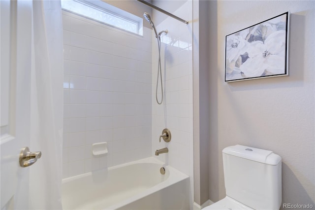 full bath with toilet and shower / tub combo