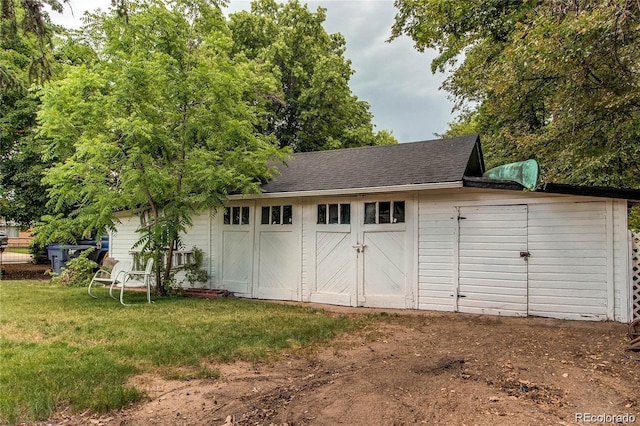 view of outbuilding featuring an outbuilding