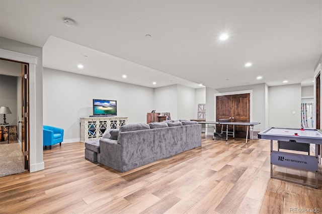 6331 County Road 32, Platteville, CO 80651 - living room with recessed lighting, light wood-style floors, and baseboards