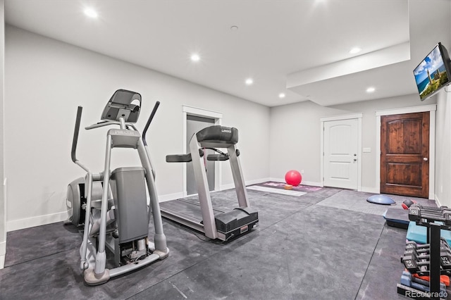 6331 County Road 32, Platteville, CO 80651 - workout room with baseboards and recessed lighting