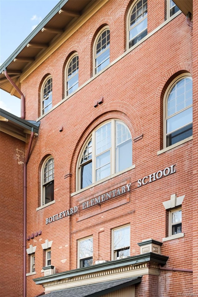 2351 Federal Blvd Unit 102, Denver, CO 80211 - view of building exterior