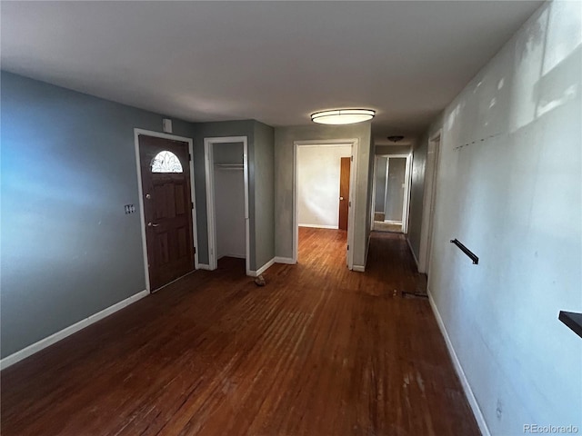 8319 Quivas Way, Denver, CO 80221 - foyer featuring wood finished floors and baseboards