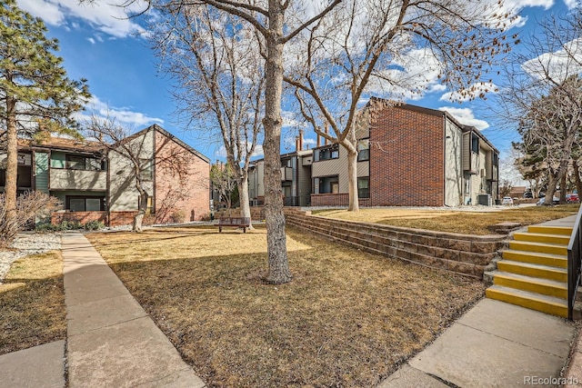 view of property's community featuring a residential view