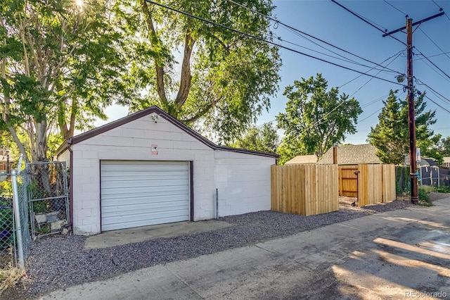 1060 Grove St, Denver, CO 80204 - detached garage with a gate
