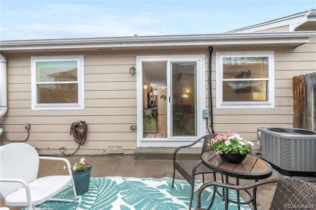 2985 W 46th Ave, Denver, CO 80211 - view of patio featuring central AC