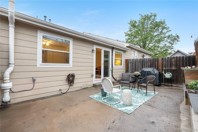 2985 W 46th Ave, Denver, CO 80211 - view of patio with fence