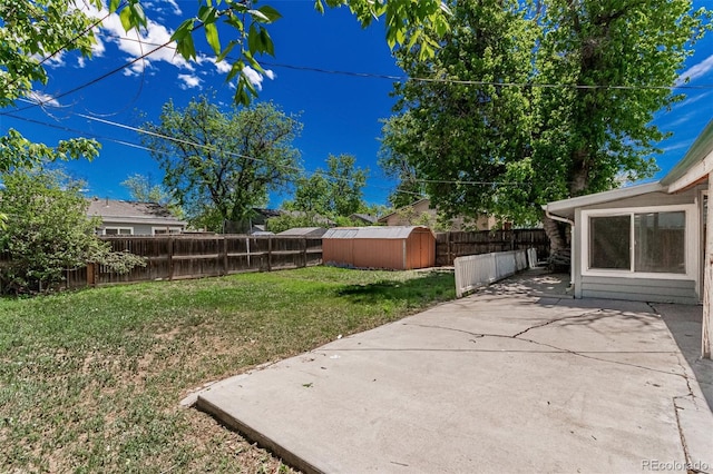 770 Havana St, Aurora, CO 80010 - view of yard featuring a patio