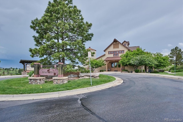 view of front of home