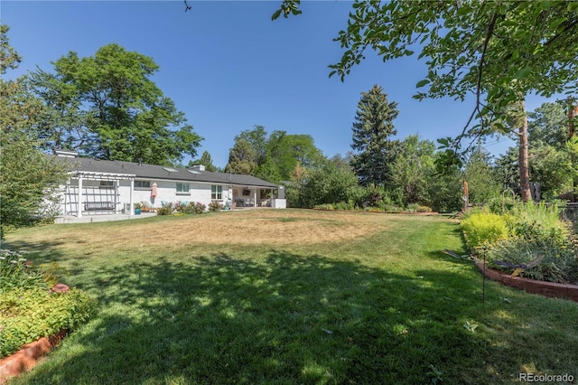 6760 S Depew St, Littleton, CO 80128 - view of green lawn