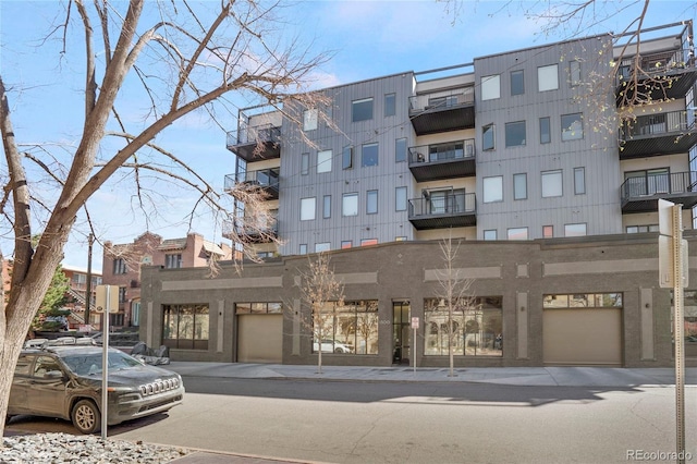 1300 N Ogden St Unit 304, Denver, CO 80218 - view of apartment building / complex