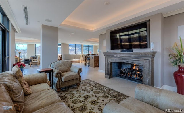 1077 Canyon Blvd Unit 403, Boulder, CO 80302 - living room featuring a raised ceiling