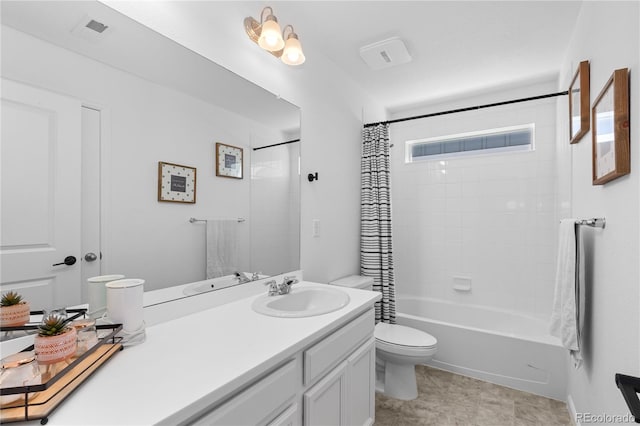 full bathroom featuring shower / tub combo with curtain, vanity, and toilet