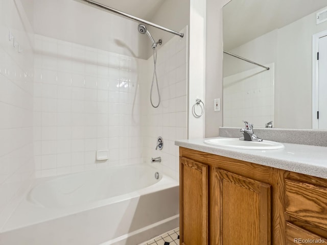 5705 N Genoa Way Unit 308, Aurora, CO 80019 - bathroom with bathtub / shower combination and vanity