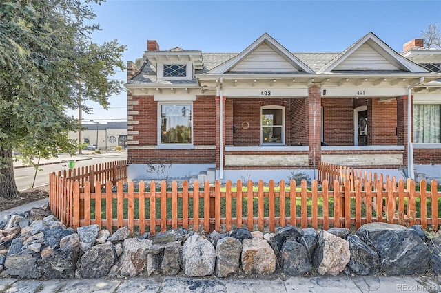 view of front of house with a porch