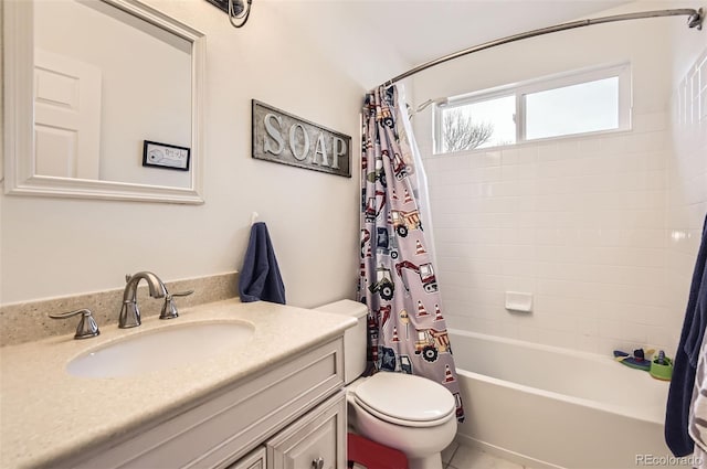 full bathroom with shower / tub combo, vanity, and toilet