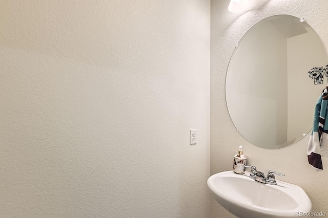 2417 Mountain Sky Dr, Fort Lupton, CO 80621 - bathroom featuring a sink