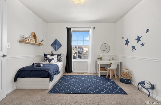 view of carpeted bedroom