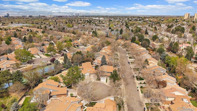 bird's eye view with a residential view