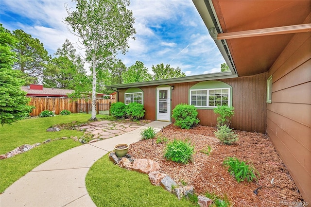 5722 W Chestnut Ave, Littleton, CO 80128 - view of yard