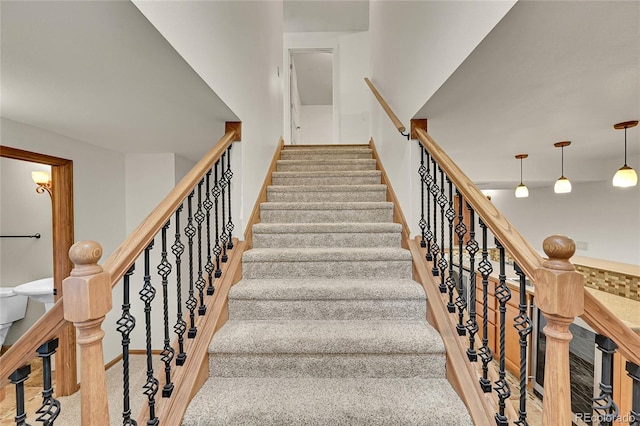 5722 W Chestnut Ave, Littleton, CO 80128 - view of stairway