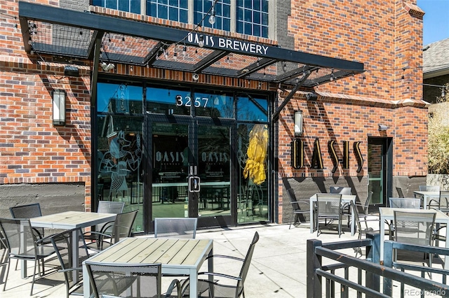 view of patio with outdoor dining space