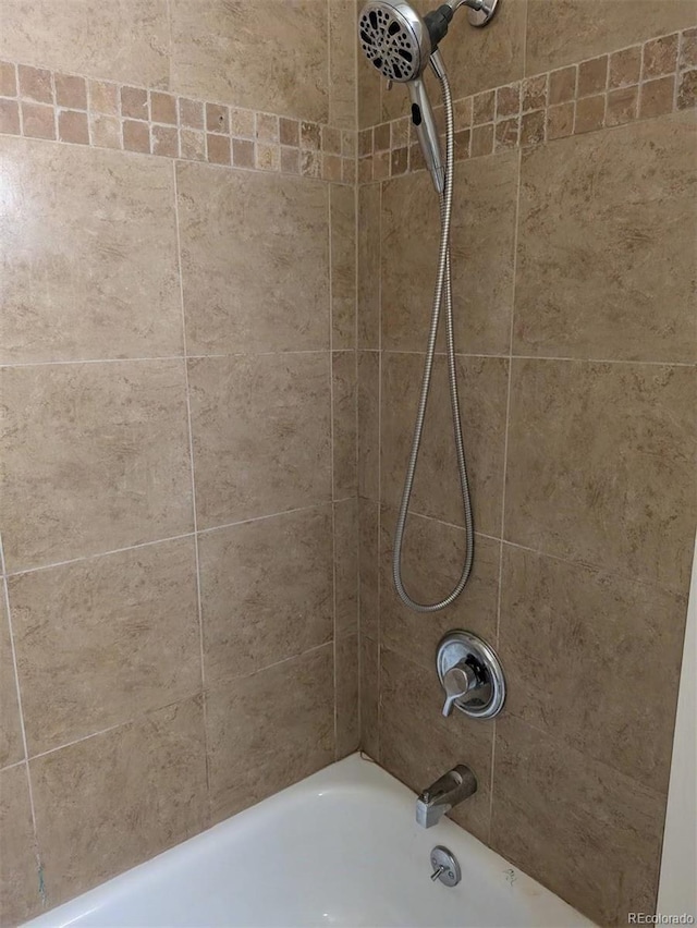 15703 E 13th Pl, Aurora, CO 80011 - full bathroom with washtub / shower combination