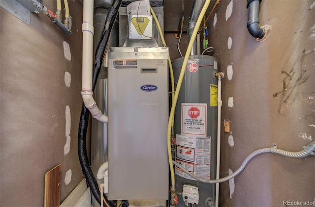19249 E 58th Ave Unit D, Denver, CO 80249 - utilities featuring gas water heater