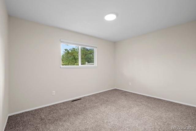 empty room with carpet