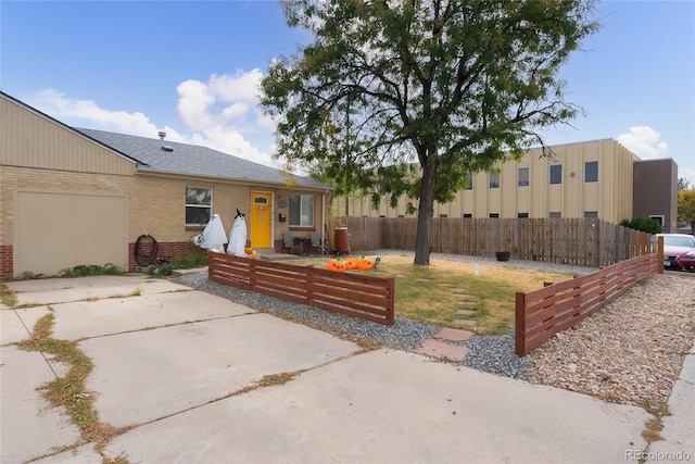 exterior space featuring a front lawn