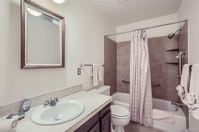 full bathroom featuring toilet, shower / bathtub combination with curtain, and vanity