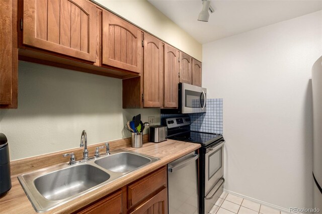 902 S Yukon St, Lakewood, CO 80226 - photo 23