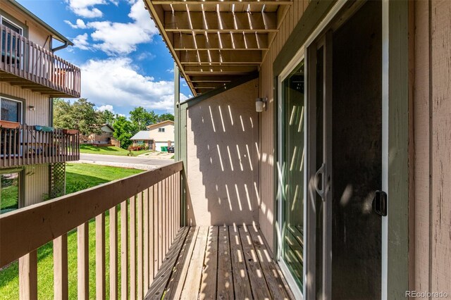 902 S Yukon St, Lakewood, CO 80226 - photo 34
