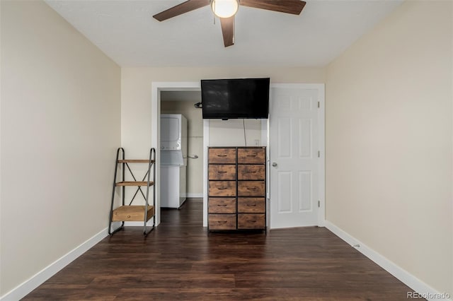 bedroom featuring dark wood-type flooring and ceiling fan