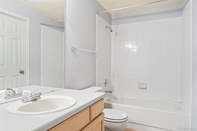 14084 E Hampden Pl, Aurora, CO 80014 - full bath featuring vanity, toilet, washtub / shower combination, and visible vents