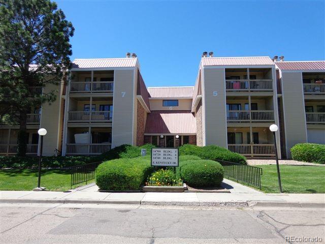 view of building exterior