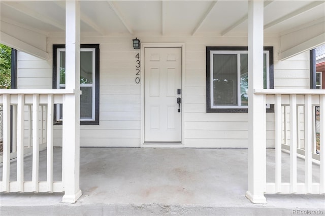 view of property entrance