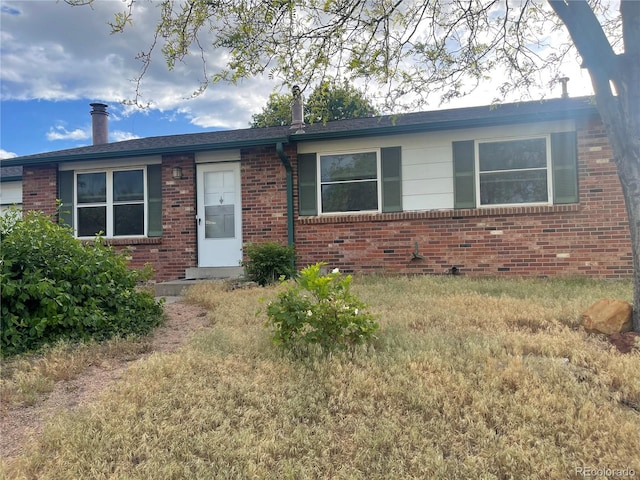 2617 S Cimarron St, Aurora, CO 80014 - single story home with brick siding and a front yard