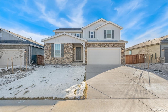 view of front property featuring a garage