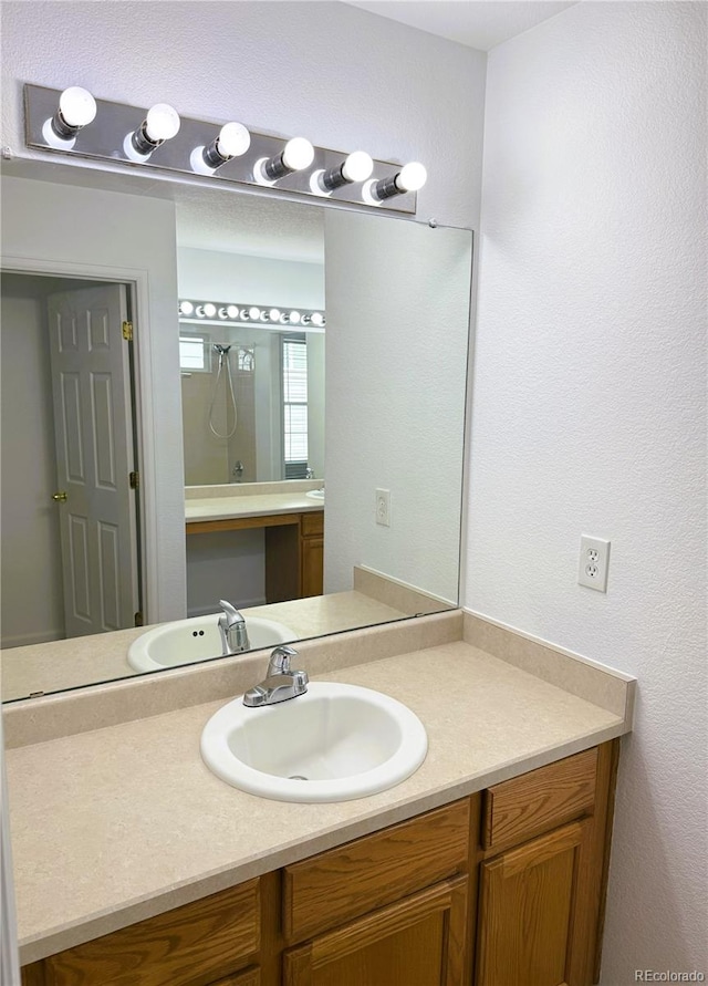 20401 E Chenango Pl, Aurora, CO 80015 - full bath featuring vanity and a shower
