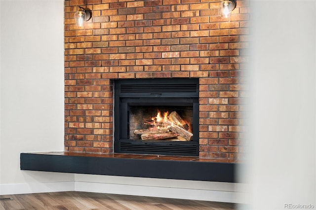 room details featuring hardwood / wood-style floors