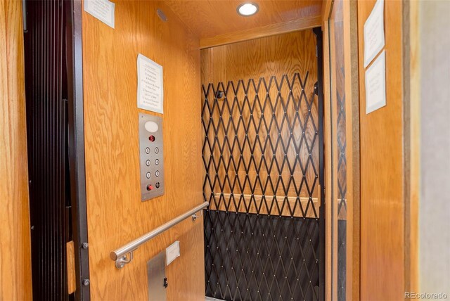 180 Outpost Ln, Evergreen, CO 80439 - elevator with recessed lighting