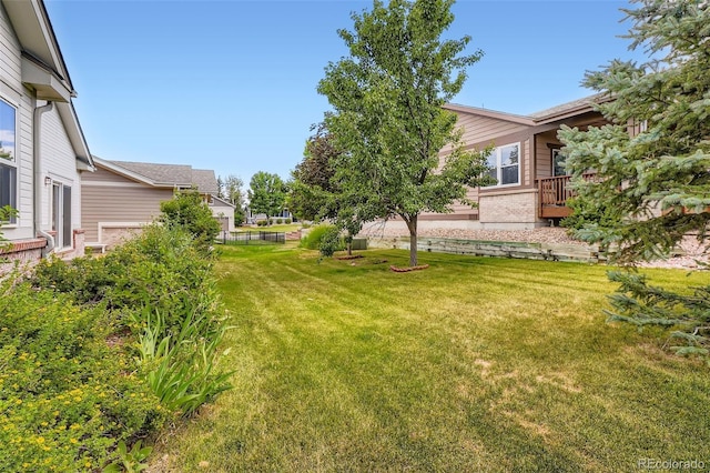 7831 S Addison Way, Aurora, CO 80016 - view of grassy yard