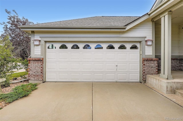 7831 S Addison Way, Aurora, CO 80016 - garage with driveway