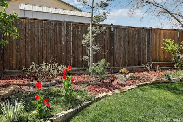 1164 W 101st Pl, Northglenn, CO 80260 - view of yard