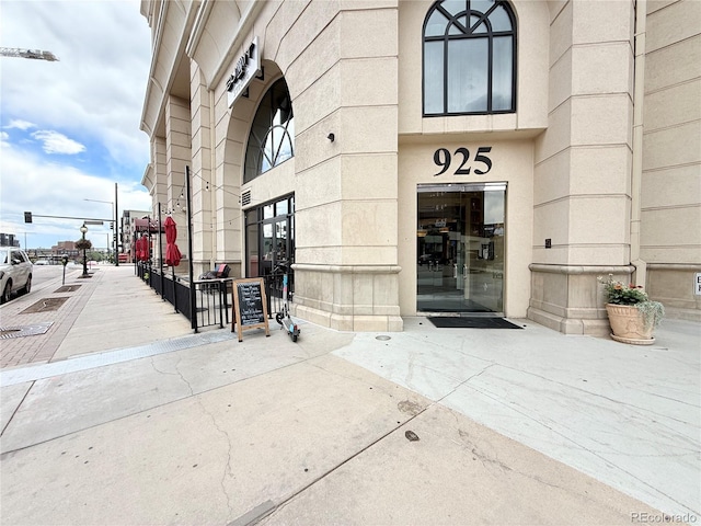 925 N Lincoln St Unit 8H, Denver, CO 80203 - view of exterior entry