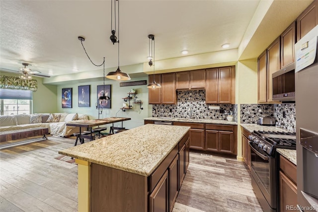 815 E 98th Ave Unit 705, Thornton, CO 80229 - photo 3